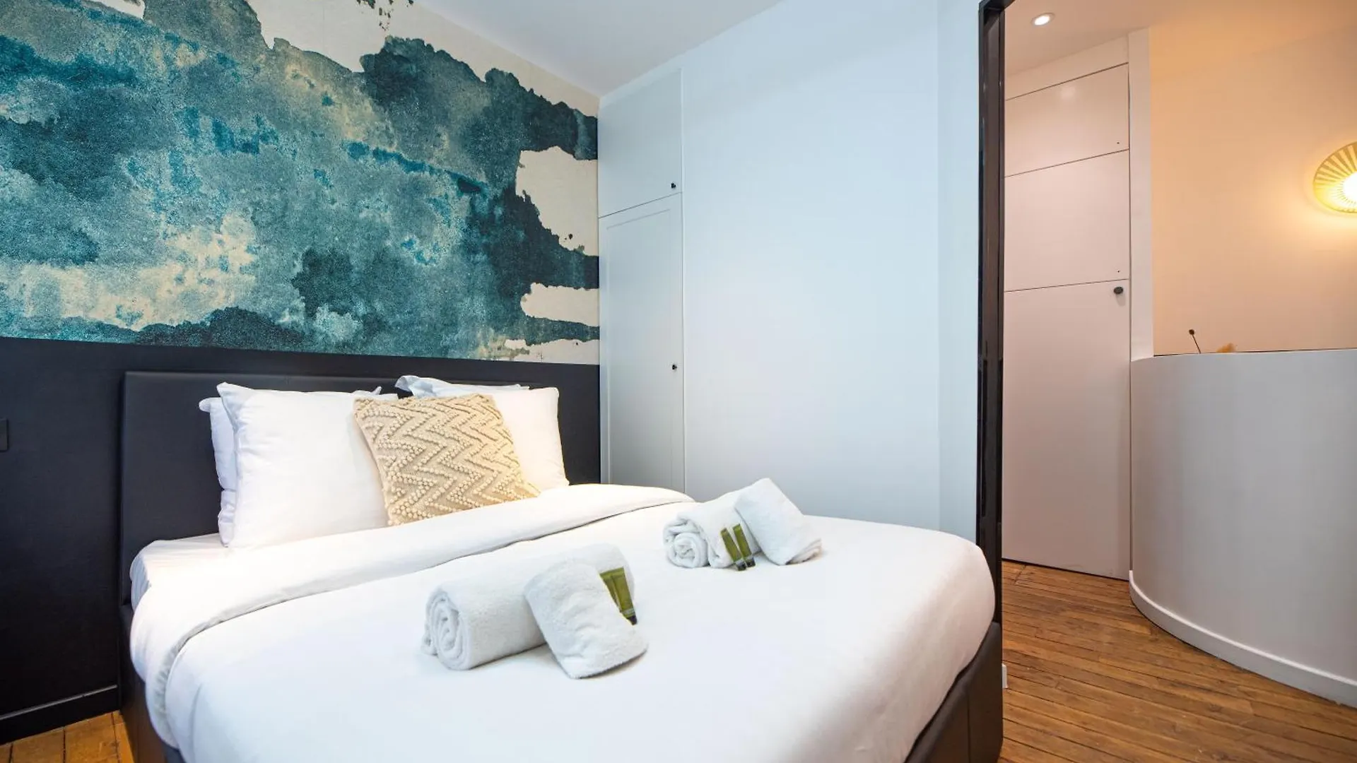 Cosy Home - Moulin Rouge Paris Frankreich