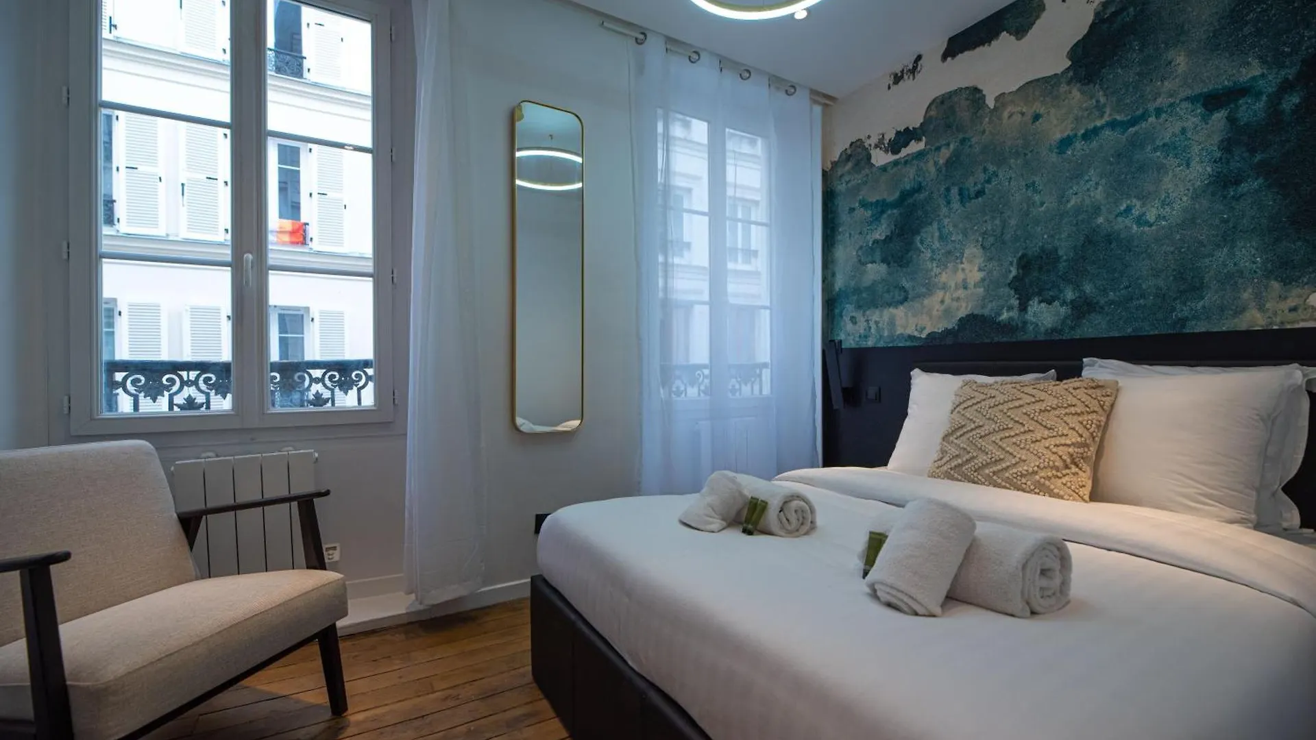 Apartment Cosy Home - Moulin Rouge Paris